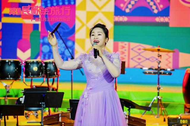 “跟着民歌去旅行”广西三月三群众音乐会在南宁唱响