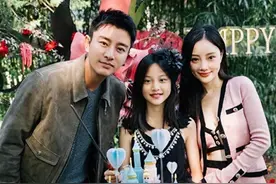 贾乃亮：我把爱都给李小璐，她却用出轨回报我，离婚后做自我图片