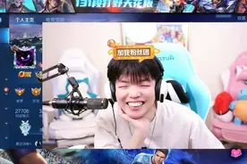 可杰直播露脸首日人气10W+，直播间却被封禁，第二日人气速降图片
