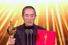 张艺谋：我最愧疚的不是巩俐，更不是陈婷，而是为我终身瘫痪的她图片