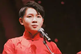 指责玉浩辱骂父亲的卢鑫，面相都变了，郭德纲的那句话还是应验了图片