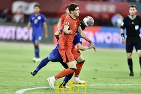 费南多点球不进，拜合拉木扳平比分，国足主场1:1平泰国队图片