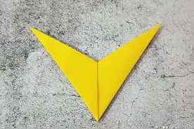 V字飞镖折纸教程图解，简单易学，儿童趣味手工图片