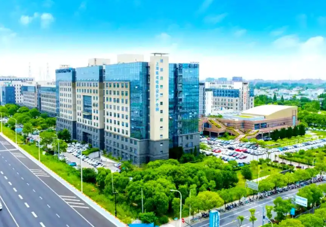 谁是中国芯片第一城？上海无锡深圳硬核对比 - 今日头条