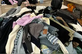 不穿的旧衣服舍不得扔？按照这8个方法丢弃，保证让你不后悔！图片