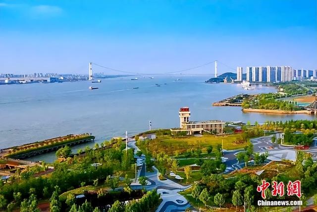 古今“驴友”大PK，谁才是狠人？