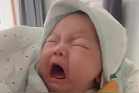 怎么才能哄好哭闹不安的新生儿?图片