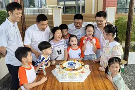 萌娃来袭嗨玩一“夏”——钟祥东党支部亲子夏令营圆满结营图片