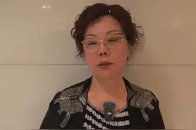 撕破脸！杨议砸破孟真家门，将值钱物品搬走！30年夫妻太绝情！图片