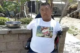 袁立东：没有手没有脚，宛如一个肉球，能娶妻生子，也能赚钱养家图片
