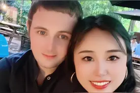 江苏80后美女爱上英国帅哥，订婚4年没有领证，现因朋友挑拨分手图片