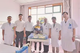 68岁的她，一年前在哈用“废弃肝”进行肝脏移植术图片