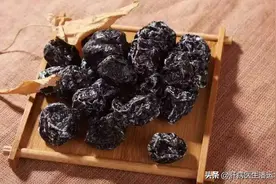 一颗乌梅巧搭配，健脾养肝、化脂降浊，能耐不小！图片