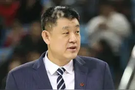 虎王孙军现状，54岁当老板，妻子是女主持人，漂亮女儿进娱乐圈图片