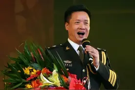 这一次，再多的名和利也救不了“唱了一辈子军歌”的阎维文！图片