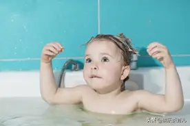 孩子多大能够使用大人洗发水？图片
