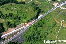 旧路焕新颜——看G352桐梓县花秋至桃林公路的华丽蝶变图片
