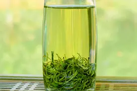 朝阳门中西医结合医院崔杰尔：口腔溃疡可以泡这4种茶喝。图片
