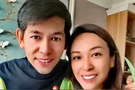 面对嫄嫄和二饼这波泼天流量，同学李月为什么不开启直播？图片