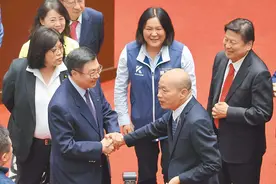 吴思瑶称“卓韩谈预算”获正面回应 黄国昌直言：韩国瑜不会放任吴帮他发言图片