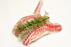 羊肉是肿瘤的“发物”？错！不想癌细胞恶化，少吃3类食物图片