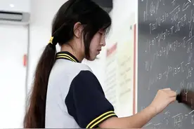 我们的天才肯定不止姜萍一个，她是幸运的，也可能是不幸的。图片