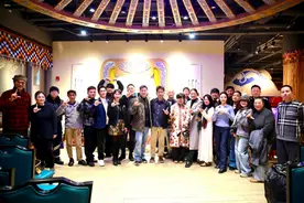 我们都在老去，只有张国荣永远年轻图片