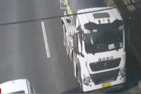 两司机被扣1491分，整个泥罐车行业受牵连，网友：我们都是这么做图片