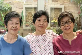 那年，四姑跟母亲吵架砸了我家的锅，后来四姑借钱，母亲说：俺有图片