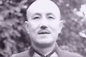 蒋介石败走台湾时，带走了多少兵力与财富？为何下令建立营中乐园图片