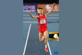 田径——南京室内世锦赛：粟文男子三级跳远递补至第五名图片