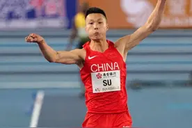 田径——南京室内世锦赛：粟文男子三级跳远递补至第五名图片