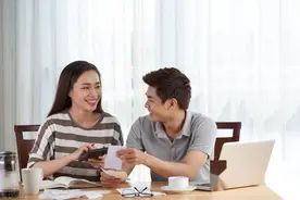 男人哄女人“上床”，最爱说的10句“假话”，别再上当了图片