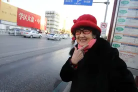 她54岁入狱，71岁出狱扫厕所，81岁赚千万，只为完成女儿2个遗愿图片