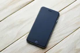 iPhone15价格跌破3200元 苹果将放弃硬件订阅计划图片