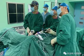 北京大学肿瘤医院胸外科专家陈克能教授来长治市人民医院交流指导图片