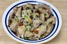 冬天，鸡肉猪肉靠边站，多吃此肉，鲜嫩多汁，好吃又营养，随手一蒸，太香了！图片
