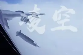 轰-6K空射鹰击-21，意味着什么？鹰击-21为何被称为航母杀手？图片