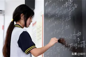 中专生姜萍爆火后续：背后高人现身，过往经历被扒，多所高校抢人图片