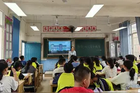 星光小学开展2024年防震减灾疏散演练图片