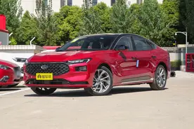 新车 | 14.98万元起/新增E-混动舒雅型，2025款长安福特蒙迪欧上市图片