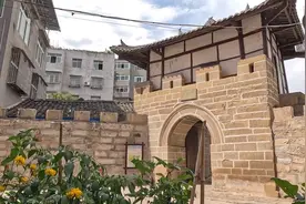 绵阳原生态的百年古镇，土坯墙架子房保存完好，古朴古香却没游客图片