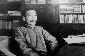 鲁迅名言“时间就像海绵里的水，挤一挤总会有的”图片