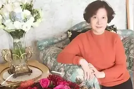 事业没了，婚也离了，被封四年后赵薇再曝近况，深夜发文怀念过去图片