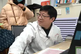 女孩身高几岁定型，儿科医生说真话：到这年龄没137，很难长高了图片