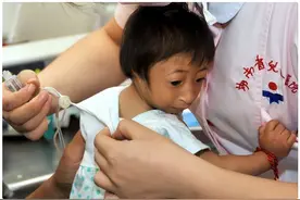 2009年湖南产妇生下一“小猴子”，如今已年满15岁，现状如何？图片