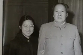 91年，李敏得知要铸毛泽东铜像，拿出3000多元，堂嫂：你要留点钱图片