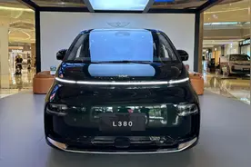 吉利“顶级MPV”将重大升级！6/8座可选，豪华一流，车标像宾利图片