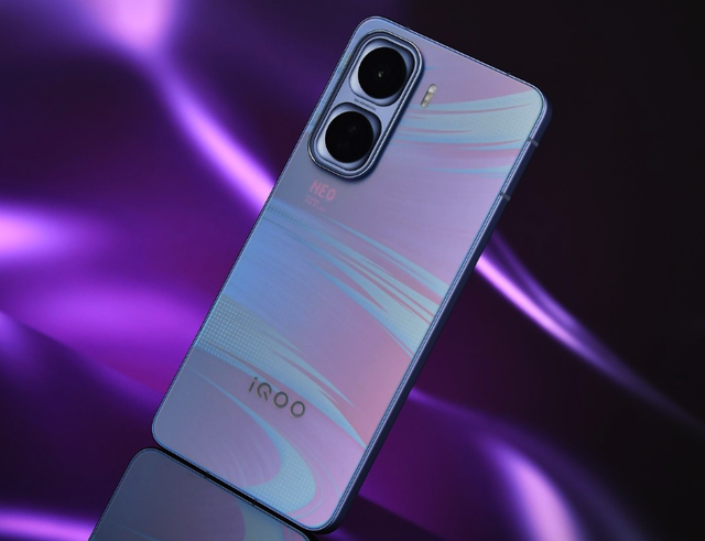 买2999元iQOO 15T，还是2719元iQOO Neo11更明智？配置对比