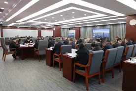 文山市委常委会召开扩大会议，研究部署新春开局三项重点工作！图片